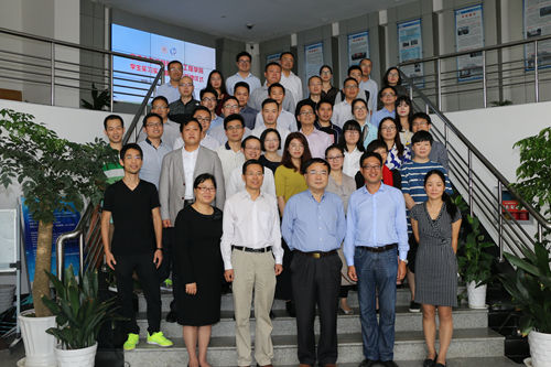 9 参与签约仪式嘉宾合影_副本.jpg